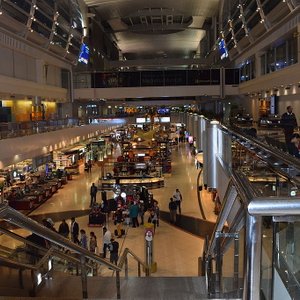 dubai shops at the airport
