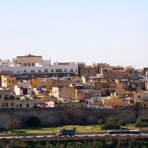الدارالبيضاء تحتل المركز الأول في توفير المحلات التجارية للكراء في المغرب