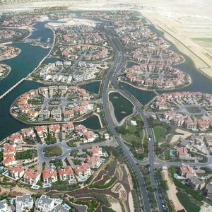 rent villas dubai uae