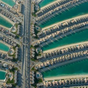 palm jumeirah fronds and villas 