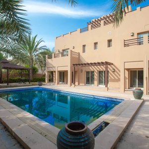 Villas for Sale in Arabian Ranches 2