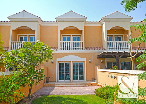 One Bedroom | Landscaped Garden | Balcony