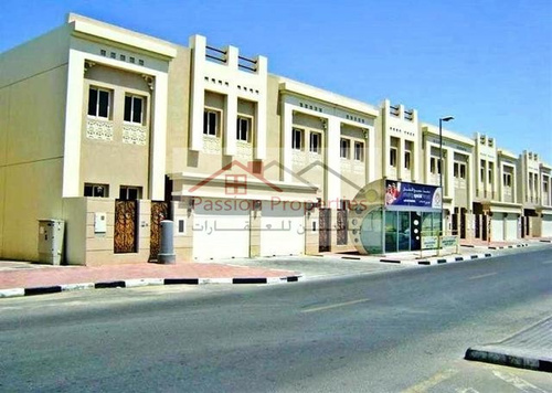 one month free! 3 BR Maid villa for rent