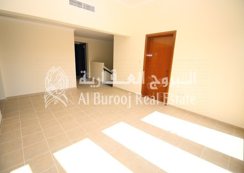 Save Agency Fee-Pay in 12 Cheques-4BR Villa in Mirdif