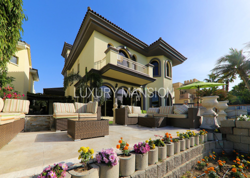 Atrium Entry Garden Home 4Br Villa Sale