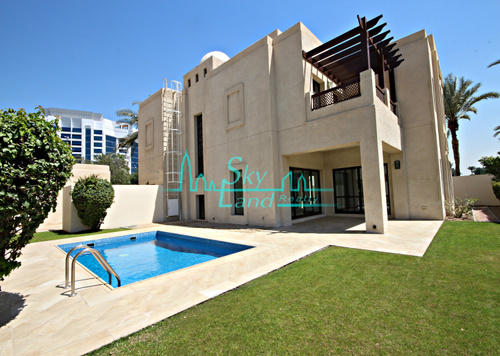 Superb,modern, Golf View 4br with pool!