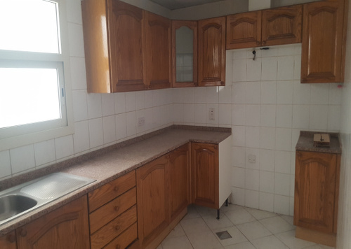 Nr Metro! Spacious 3 Br In 80k In Qusais