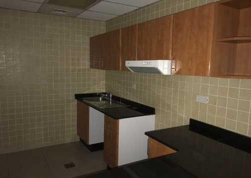 BIG STUDIO+600SQFT+WARDORBE+BALCONY+6CHQ