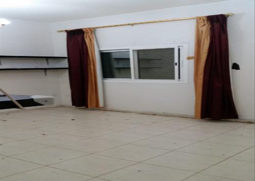 PRIME LOCATION NICE 2BHK FAMILY SHARING.