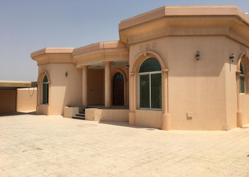 Hot Deal: 9BR Hor Al Anz Villa w/Majlis