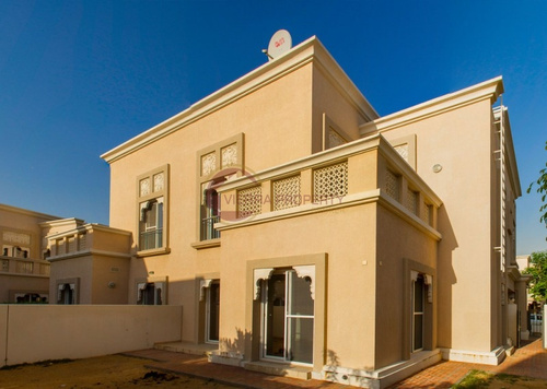 4BR| Traditional Twin | Close to Spinneys