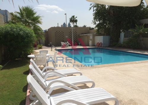 COMMERCIAL VILLA IN JUMEIRAH 2 FOR RENT