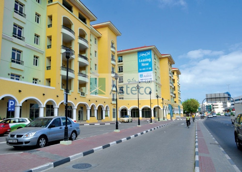 Available 3 Bed apartment with 2 parking