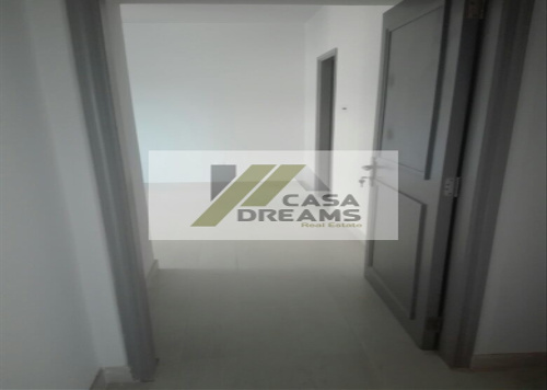 Move into a 3br in Al Mankhool@Aed90,000