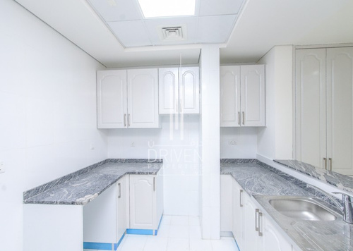 Well-maintained 1 BR Apt on Ground Floor