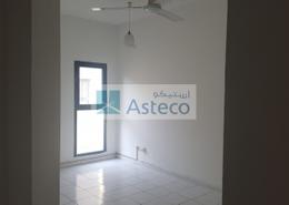 2 Bedroom for rent in Al Mamzar Building