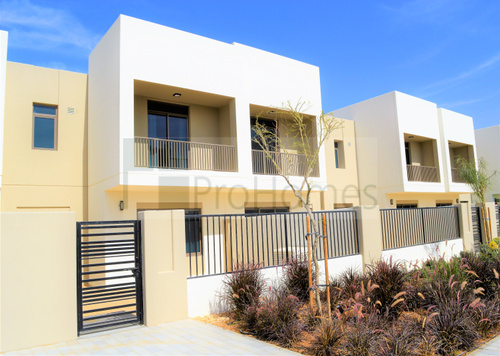 Opulent Townhouse - on the Boulevard!!