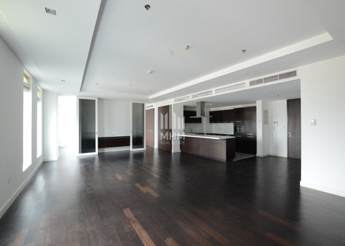Vacant 1BR on High Floor Shk Zayed View