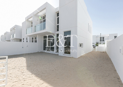 3 Bed+Maid Townhouse|End Unit|Single Row
