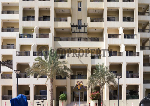 2 Bedroom Apartment with Amazing View in Al Hamra