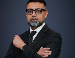 العميل Muhammad Usman Arif