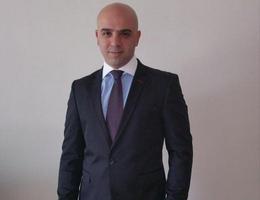 Massoud H.