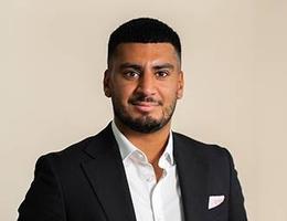 Usman  Mukhtar