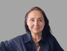 Voula Caraiscos