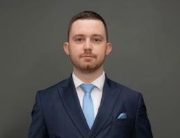 Sean Eyres