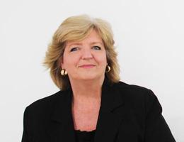 Yolande Nel