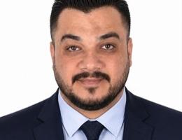 العميل Mina George