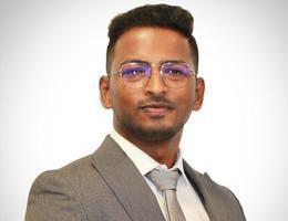العميل Navin Gupta