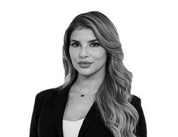 Farrah Mia