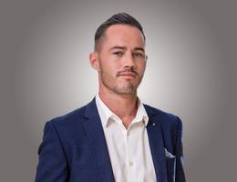 Travis Fox