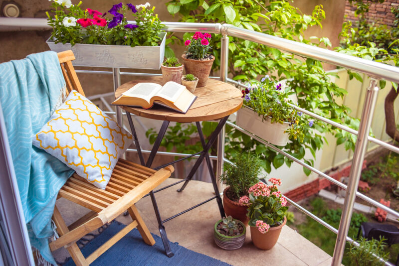 Small balcony decoration ideas