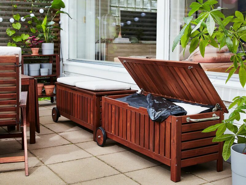 Storage bench in small balcony