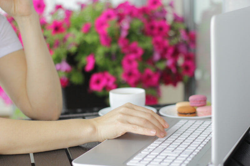 Small balcony workspace