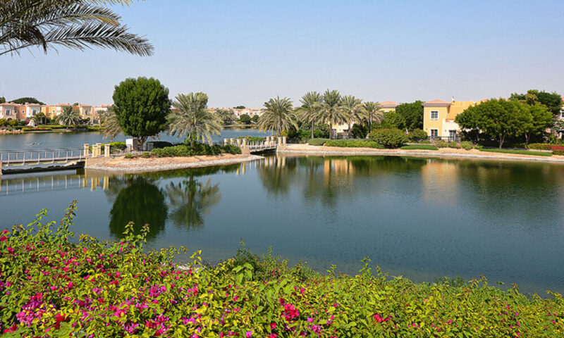 Arabian Ranches, open areas in dubai