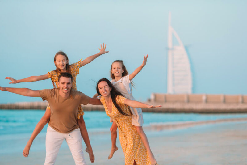 Where to Party with Your Friends in Dubai