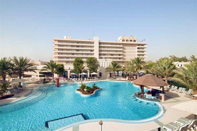 best hotel pools in Abu Dhabi 