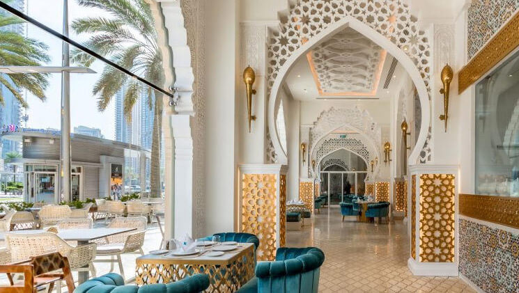 مطعم باب المنصور
