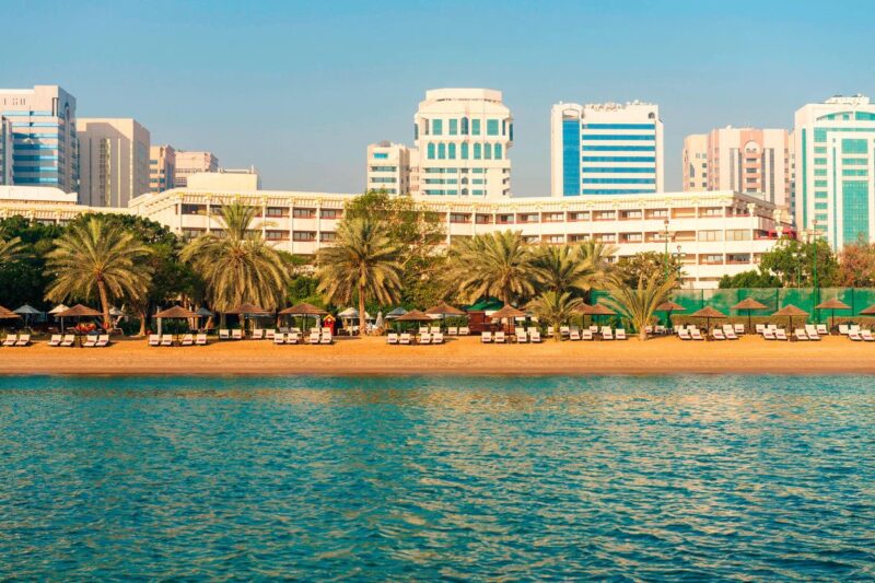 best holiday resort in abu dhabi