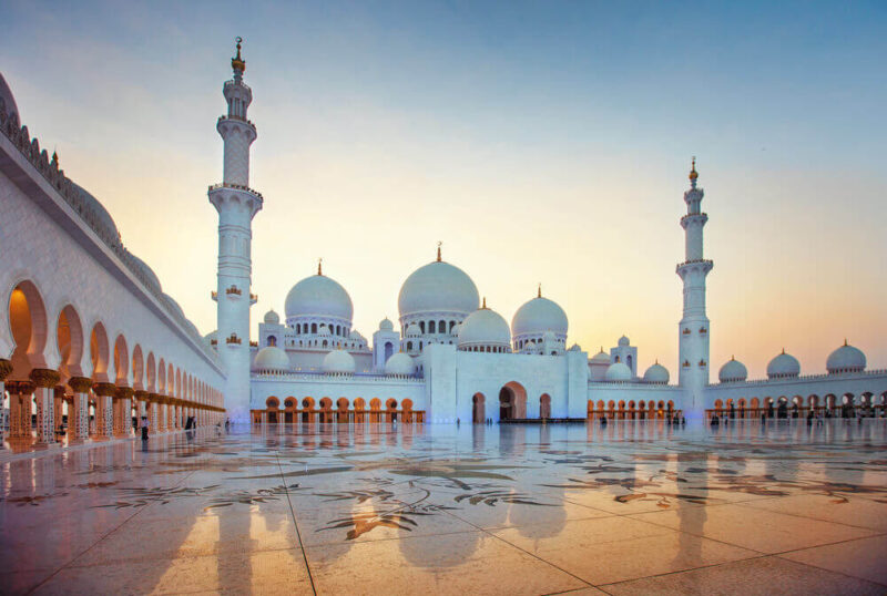 top hidden places to visit in the UAE with family. 