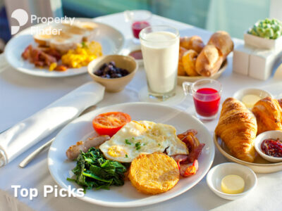Breakfast in Downtown Dubai