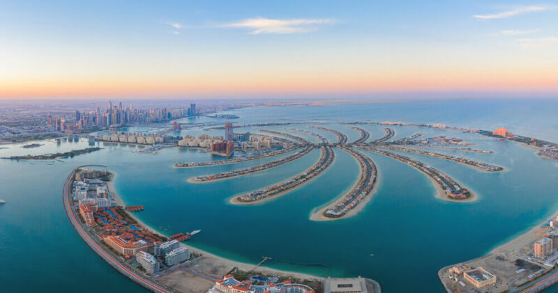هل يمكن للأجانب شراء العقارات في دبي؟