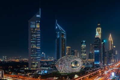 استثمار في دبي