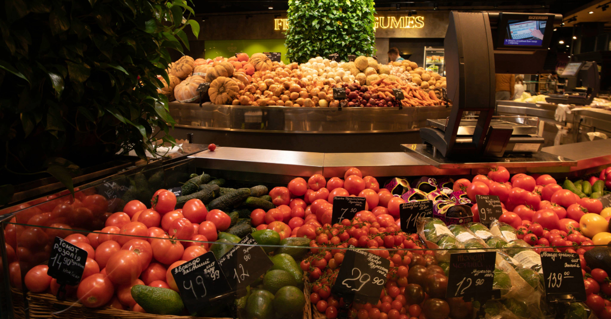 A colorful, bountiful display of fresh produce in a Hypermarket