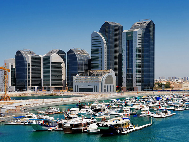 Al Bateen Abu Dhabi with yachts 