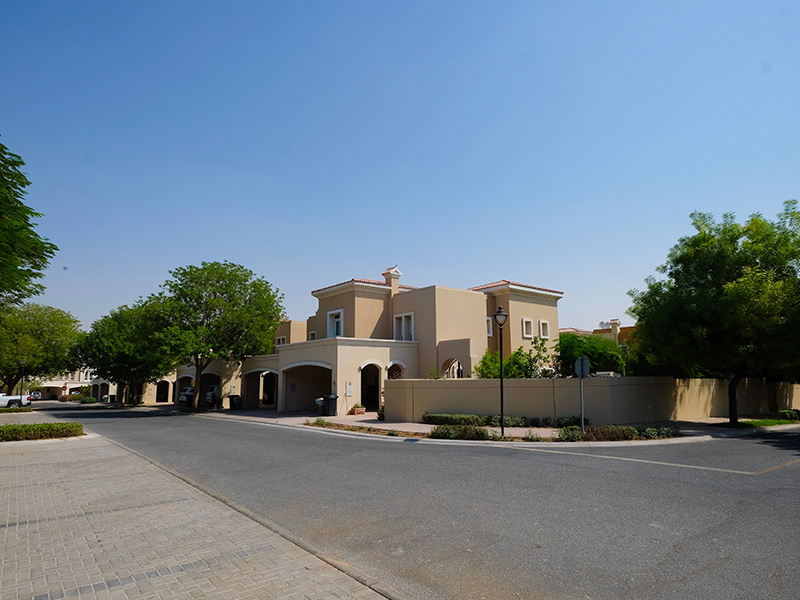 villas in al quoz 