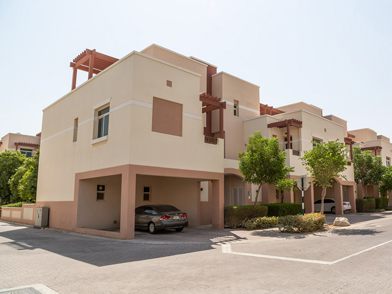 Al Ghadeer villas